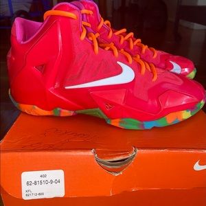 LEBRON XI GRADESCHOOL